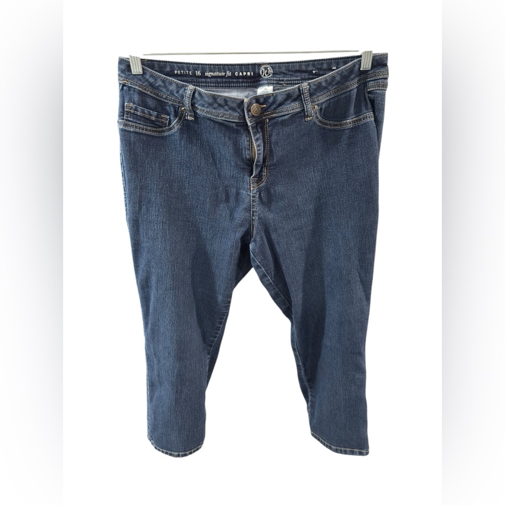 Capri Blue Ankle-Length Women's Jeans